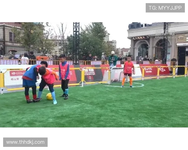 巴塞罗那巅峰对决再燃战火豪门争锋上演绿茵荣耀之战