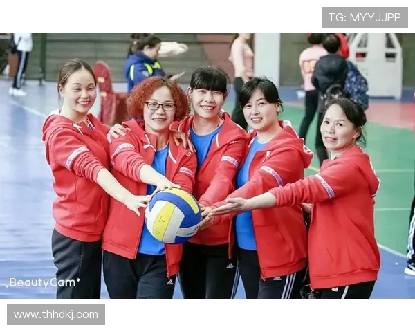 上海排球队在钻石联赛中的团队协作展现出卓越实力与默契配合