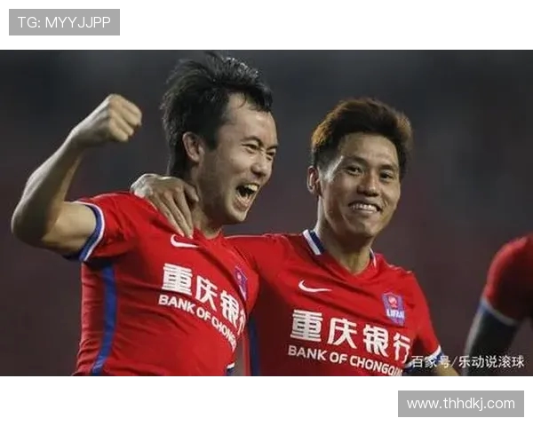 武汉足球队与重庆足球队的速度较量赛后分析与总结