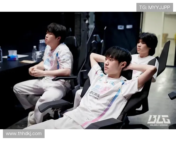 IG与BLG强强对决 谁能在LPL赛季中脱颖而出成为冠军之争焦点