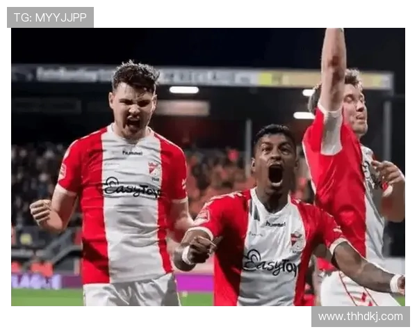 布雷达与坎布尔激战正酣比分揭晓引发球迷热议 布雷达与坎布尔激战正酣比分揭晓引发球迷热议